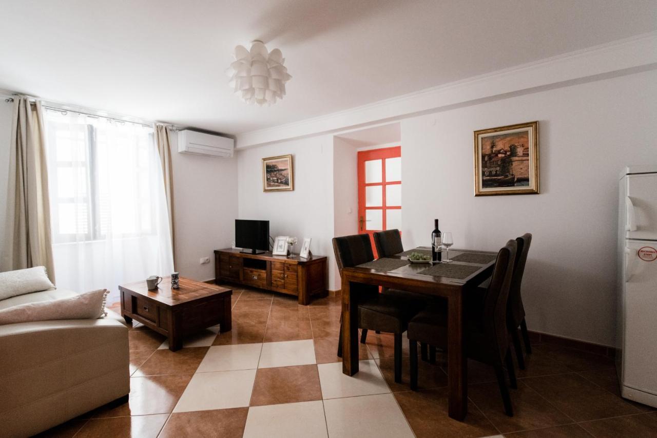 Apartment Teatar 코츌라 외부 사진
